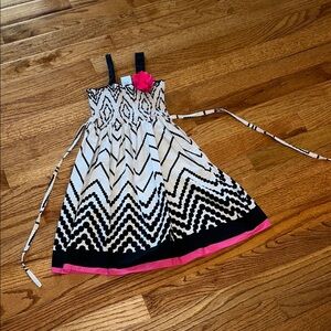 Youngland Black and White Zigzag Dress with Pink Accent